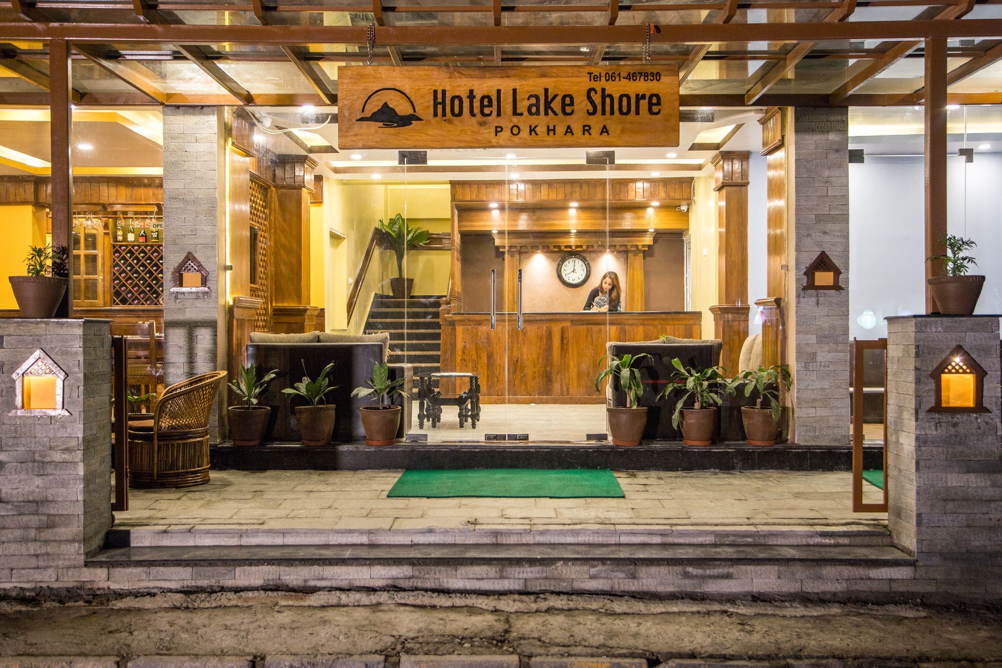 Hotel Lake Shore โพคารา ภายนอก รูปภาพ